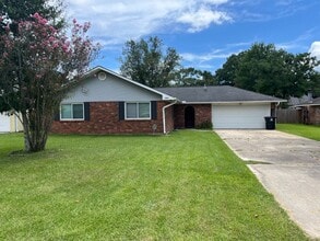 Building Photo - 10916 Carmel Dr