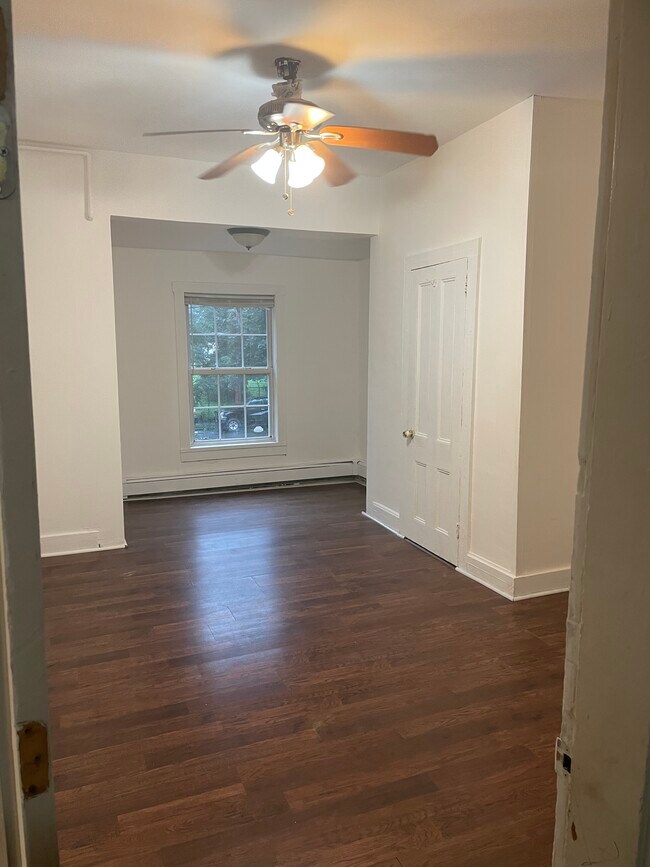 Bedroom 1 - 1400 Bradford St