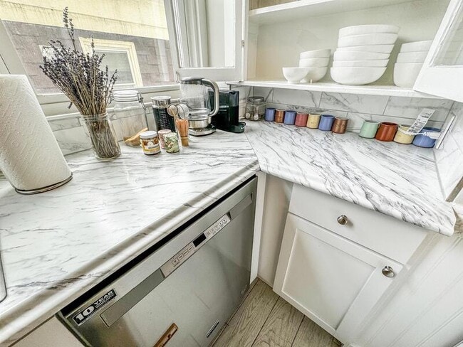 Photo - 35 Essex St Apartment