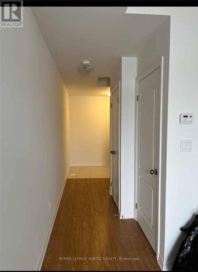 Building Photo - 27 Tiveron Ave
