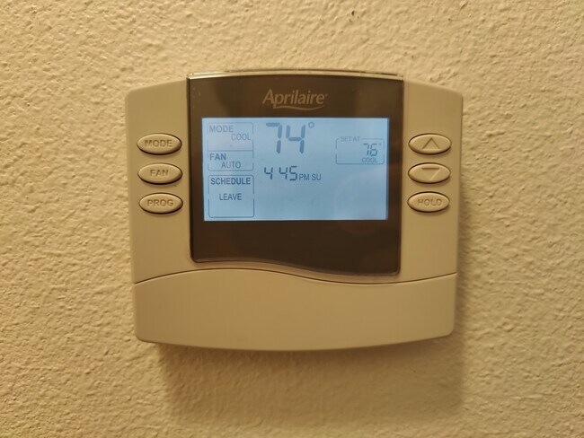 Foto del edificio - 5310 Arthur Ln