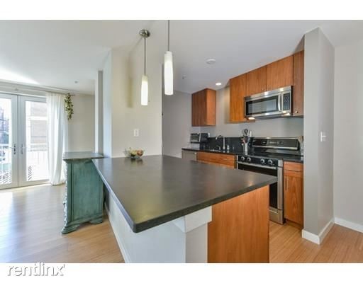Building Photo - 2 br, 1 bath Apartment - 844 Beacon St A3