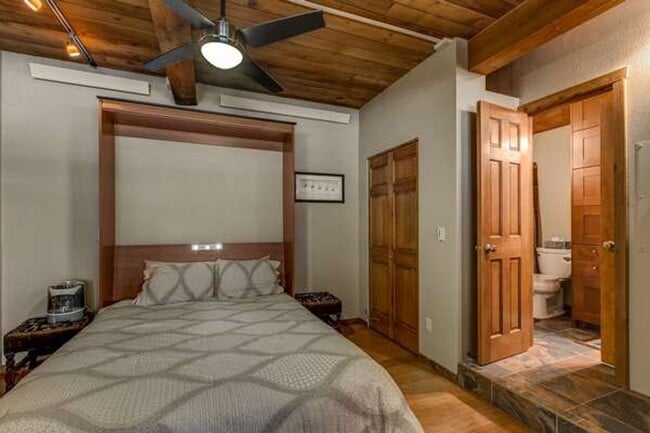 Building Photo - Charming Furnished Studio Available for Summer Stay