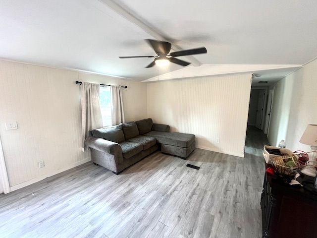 Foto del edificio - 2170 Case Ln