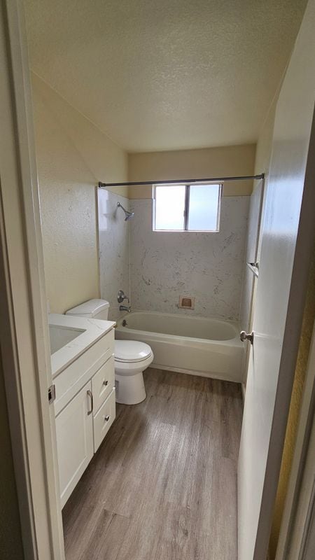 Foto del edificio - 5276 Balhan Ct