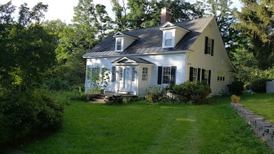 Building Photo - 209 Museum Rd