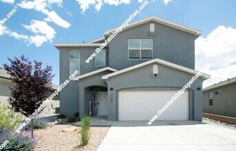 Building Photo - 2529 Camino Plata Loop NE