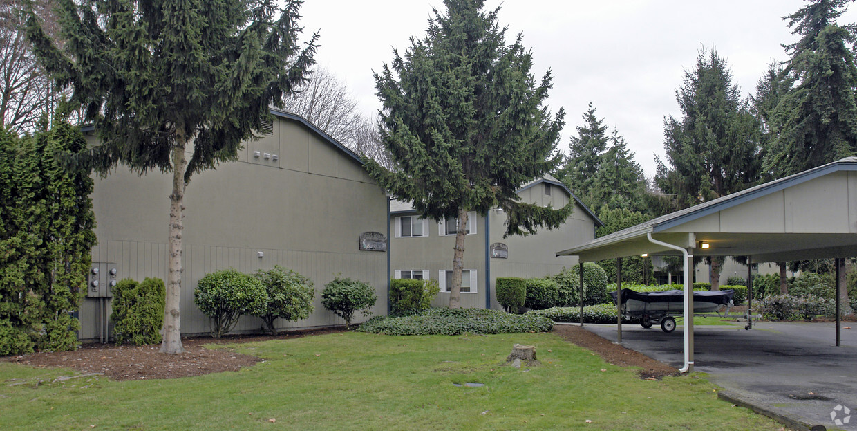 Building Photo - Sleepy Hollow Court Apartments