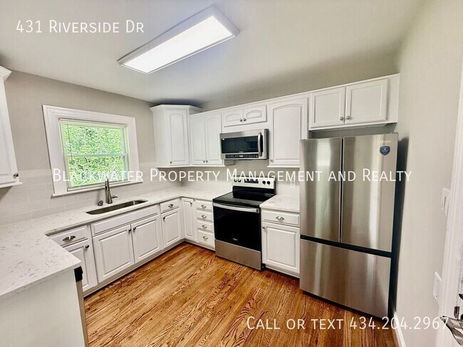 Foto del edificio - 431 Riverside Dr