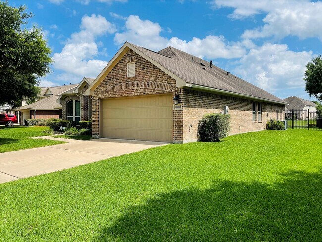 Foto del edificio - 25915 S Lakefair Dr