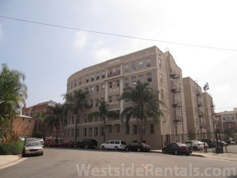 Primary Photo - 6500 Yucca St