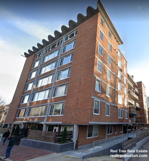 Building Photo - 334 Harvard St