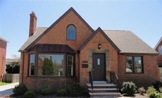 Building Photo - 3924 Warrendale Rd