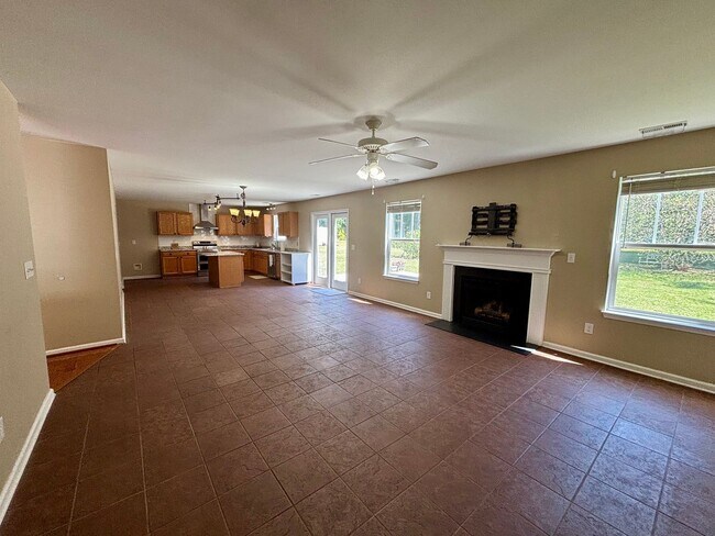 Foto del edificio - Room to Breathe! 5 Bedroom Home in Desirab...