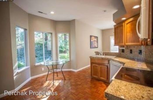 Building Photo - 3 br, 3 bath House - 1201 Ridgeview Place