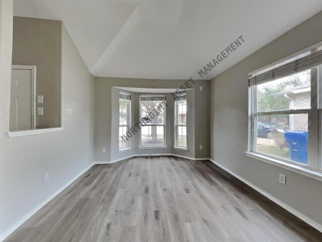 Building Photo - 7006 Windy Run Ct