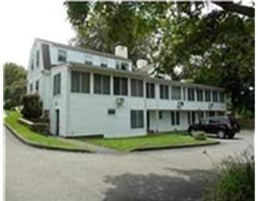 Primary Photo - 212 Sandwich St