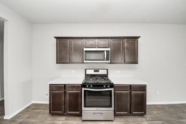 Building Photo - 16916 Rich Pines Dr