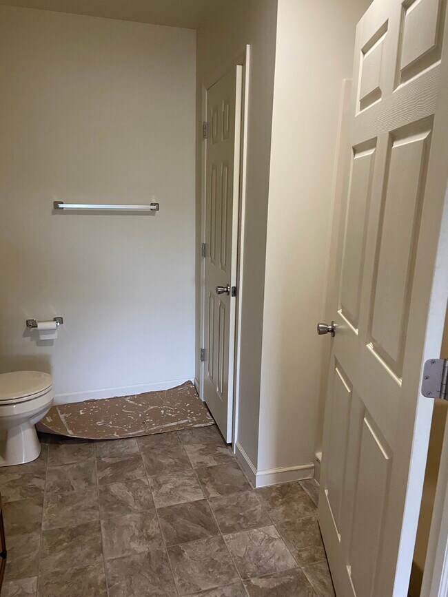 Building Photo - 110 Myotis Dr