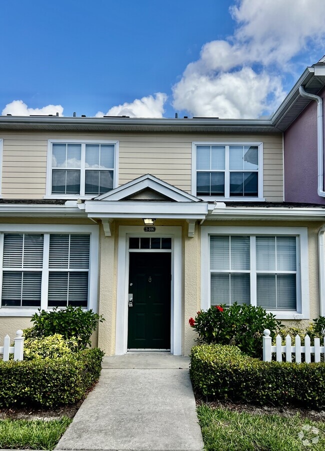 Building Photo - 4004 Venetian Bay Dr