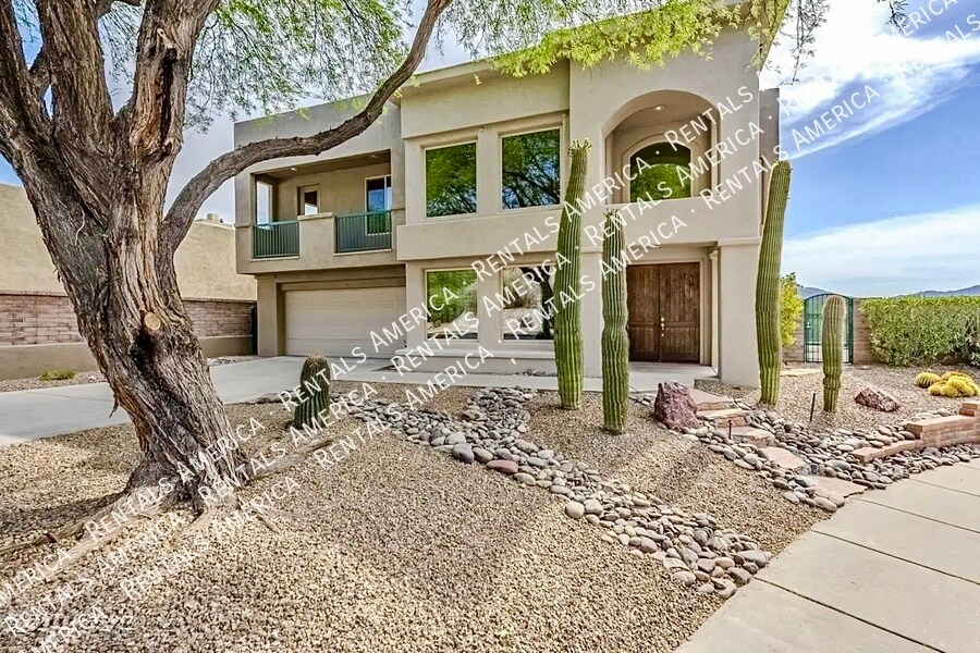 Foto principal - 5295 N Sunset Shadows Pl