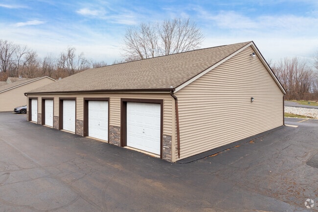 Building Photo - Orchard Ridge