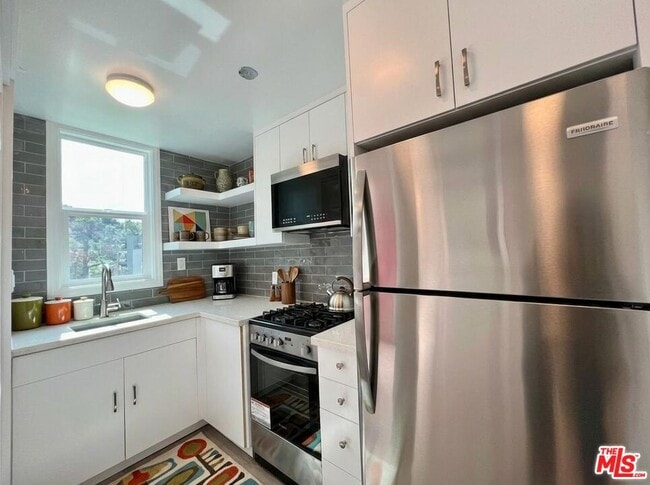 Building Photo - 1920 Preston Ave