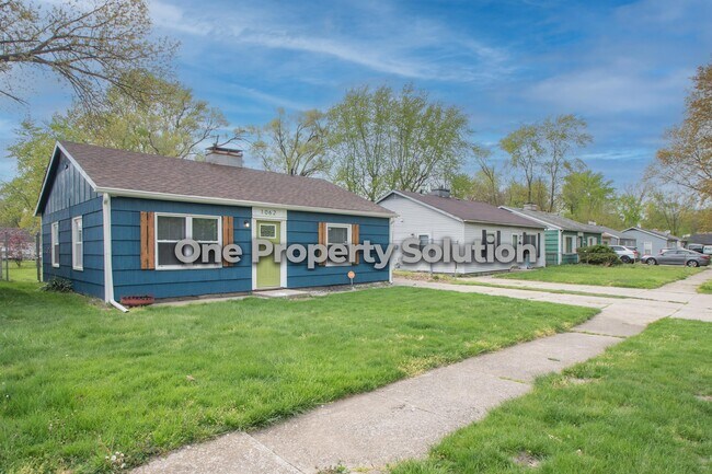 Building Photo - 1062 Hovey St