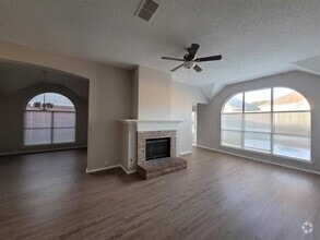Building Photo - 4609 Parkview Ln