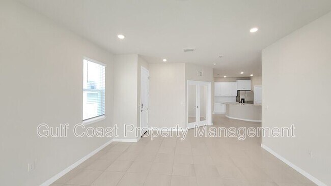 Building Photo - 590 157th Ct E