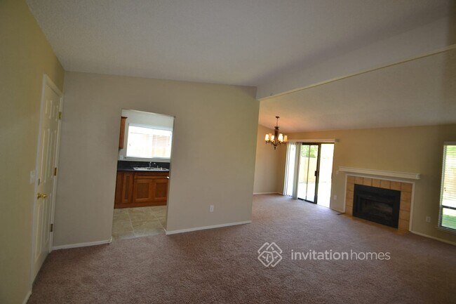 Building Photo - 8172 Essen Way