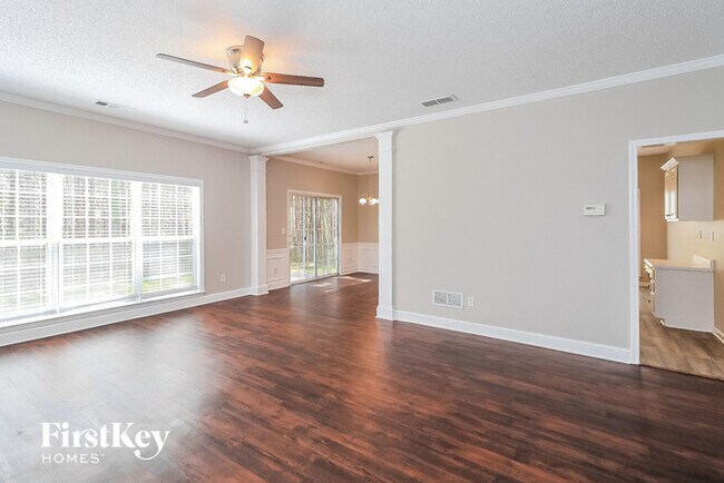 Foto del edificio - 232 Ashland Dr