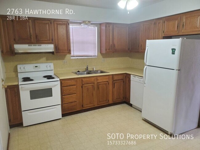 Building Photo - 2BD Duplex w/w/d hookups near Arena Park