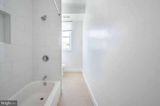 Foto del edificio - 783 Columbia Rd NW