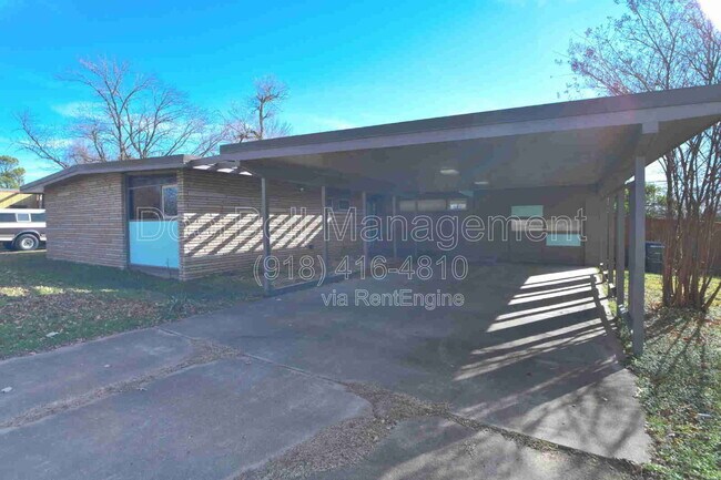 Foto del edificio - 5306 E 26th St