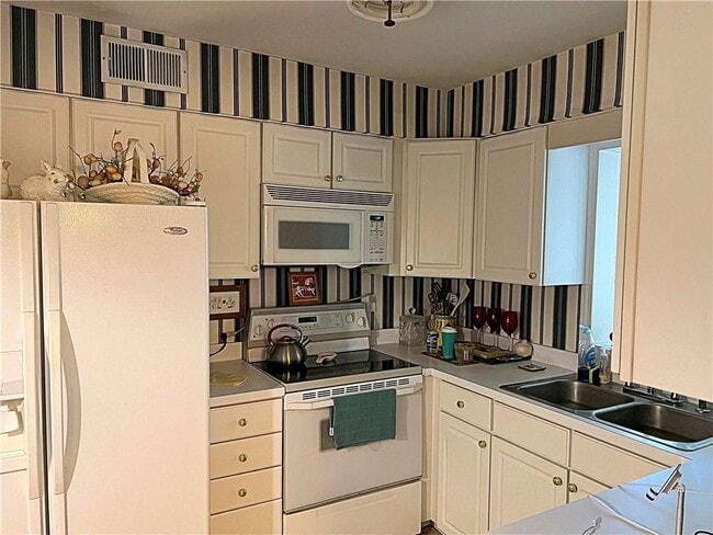 Foto del edificio - 141 Elysian Way NW