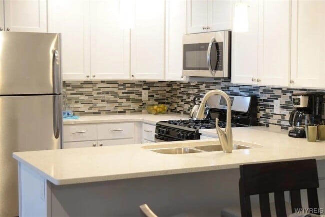 Foto del edificio - 6626 Erie Rd