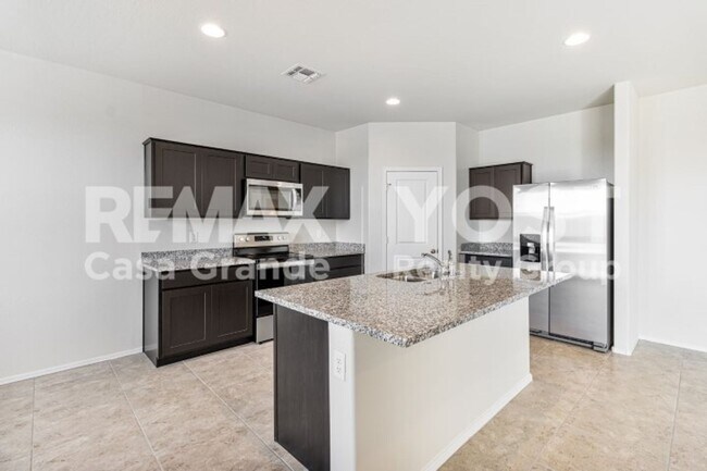 Building Photo - Modern Home with Granite, Stainless & a Backyard Built for Arizona Living