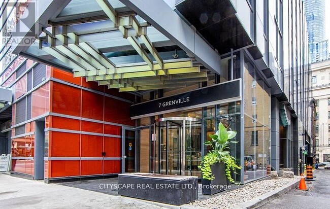Building Photo - 7 Grenville St