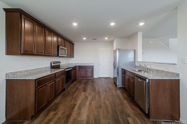 Foto del edificio - 414 Retama Pass