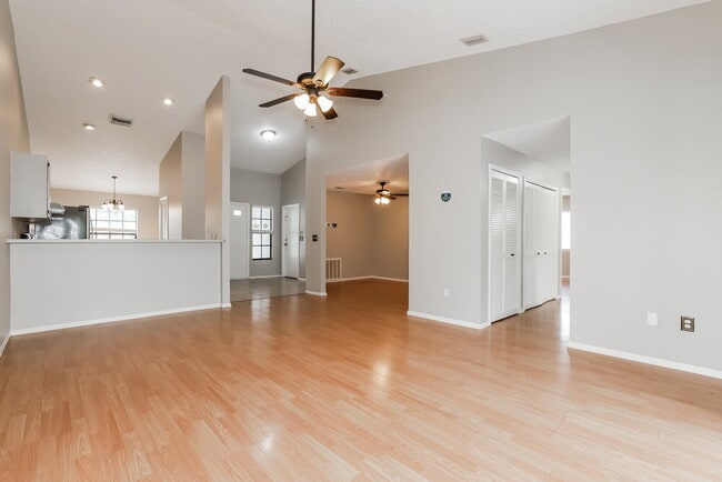 Foto del edificio - 1604 Sanderling Ct