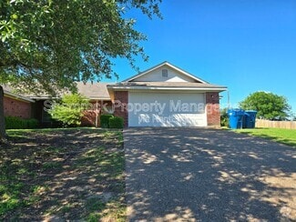 Building Photo - 605 Park Ridge Rd
