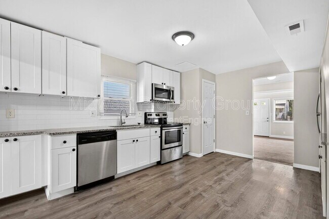Foto del edificio - 3610 Manhattan Ave