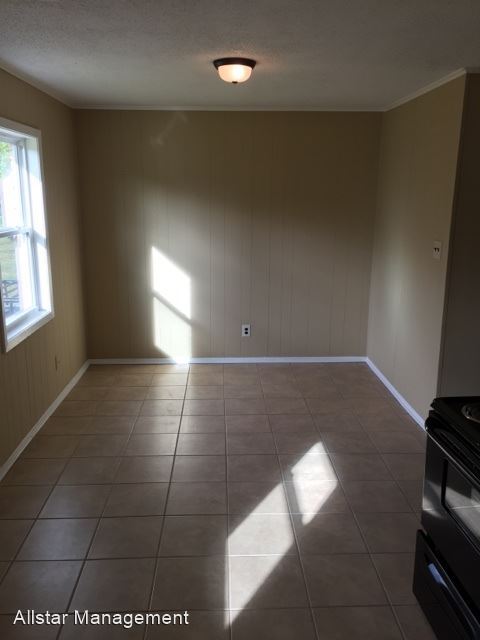 Building Photo - 3 br, 1 bath House - 106 Normandy Avenue