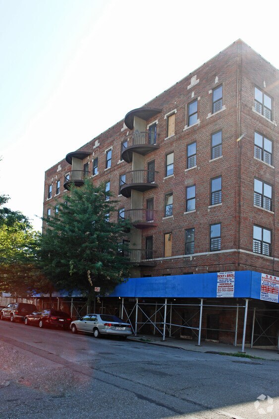 Foto del edificio - 1630 Montgomery Ave