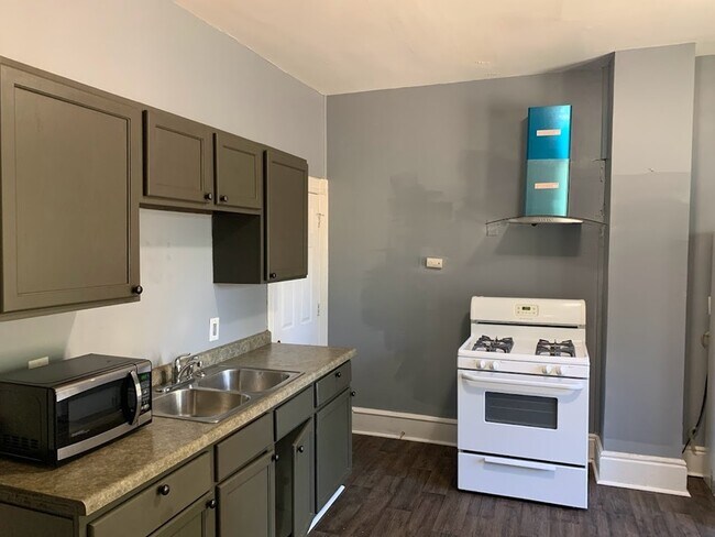 Foto del edificio - 289 Charles Ave