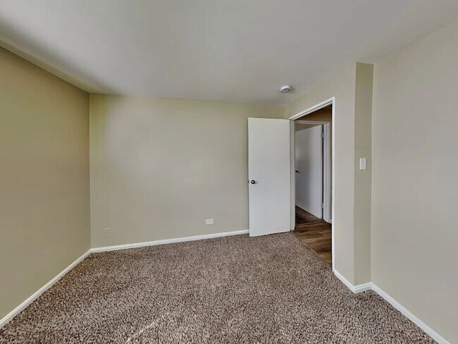 Building Photo - 4450 177th Pl
