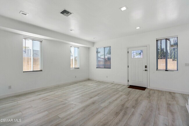 Building Photo - 21824 Elkwood St
