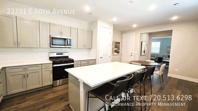 Foto del edificio - 23731 E 40th Ave