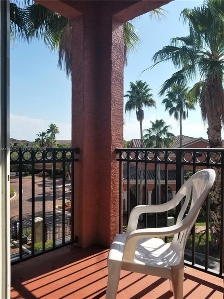 Photo - 4506 SW 160th Ave Apartment